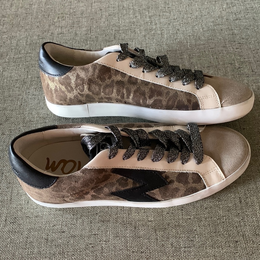 Sam Edelman Multi Color Animal Print Sneakers. Size 7.